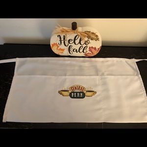 Central Perk waist apron!